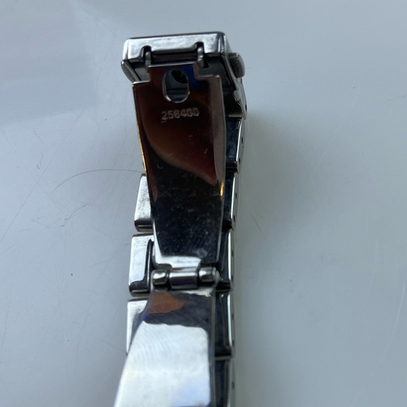 DKNY Silver and White Watch HR11-10 - Picture 6 of 6